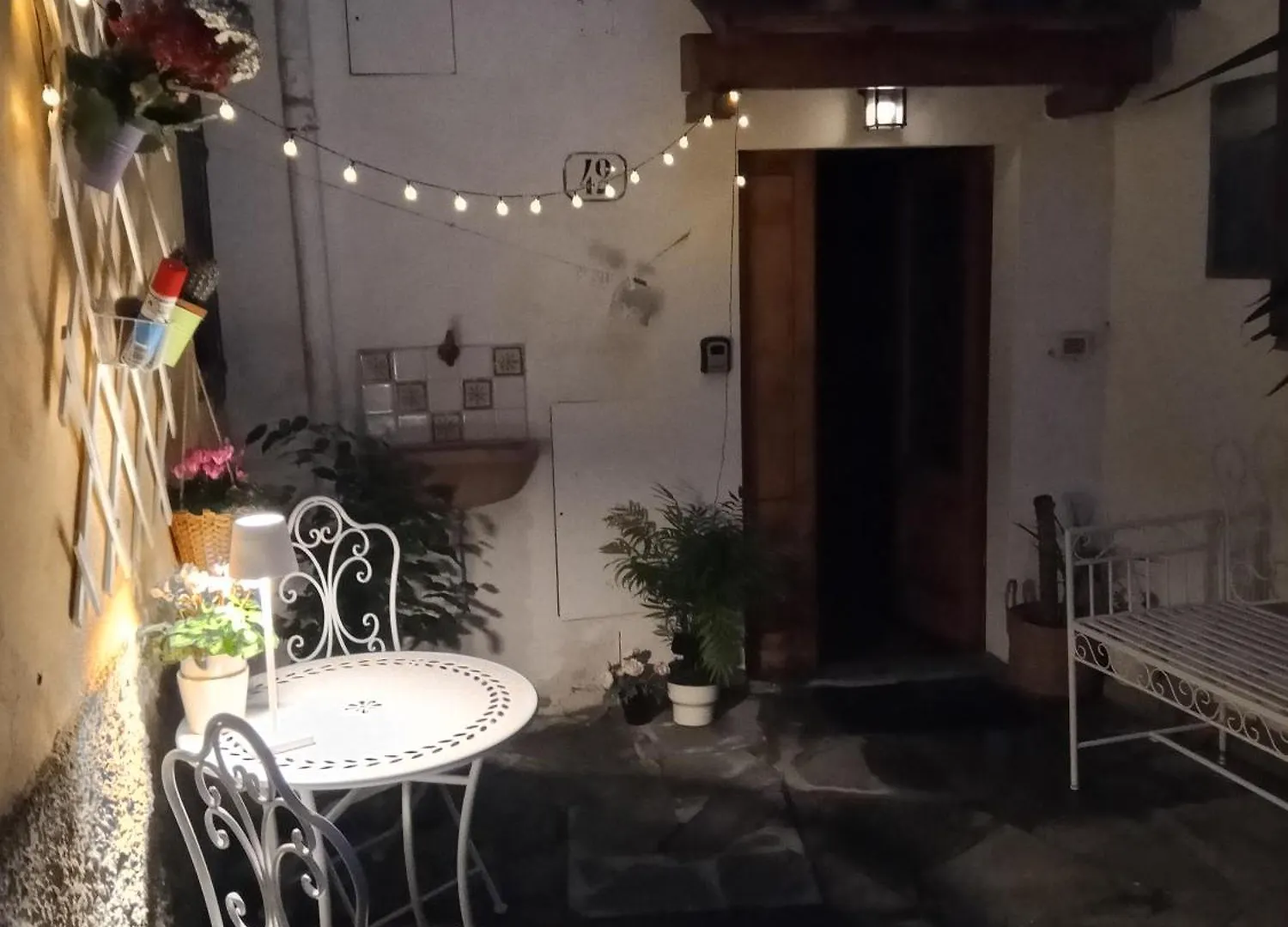 Apartment Casa Romantica Vicino Al Centro Di Firenze Italy